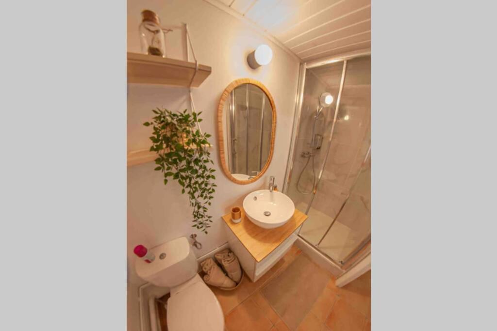 Studio/t2 Au Calme Avec Jardin Et Parking *